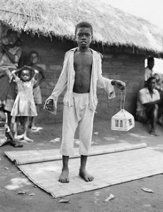 toni-matayu-campo-de-refugiados-mozambiquenos-malawi-1992-c-fazal-sheikh-2009