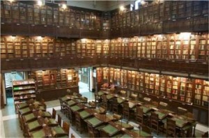 Biblioteca-Sala-La-Pecera_large