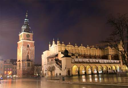 Krakow_Old-Town-Market-and-Cloth-Hall - copia