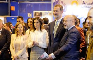 Los Reyes visitan FITUR CINE en la inauguración de la feria