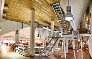 Las bibliotecas de Madrid amplían el horario para preparar los exámenes