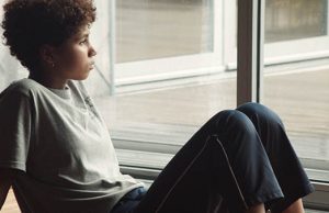 Matadero Madrid exhibe obra audiovisual de la artista Manon de Boer