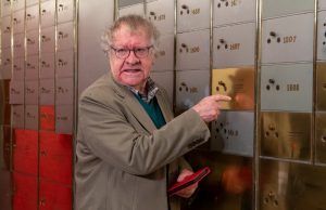 Gibson deja en Caja de las Letras libros de Gerald Brenan