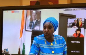 Rodríguez Uribes reivindica la cultura en las políticas públicas