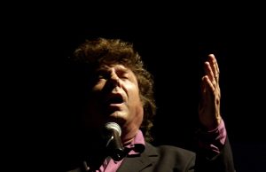 Exposición fotográfica dedicada al cantaor y compositor Enrique Morente