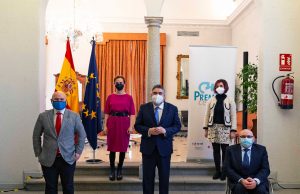 Rodríguez Uribes reivindica “el acceso universal a la cultura”