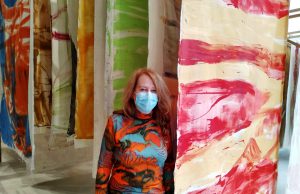 Explosión de color de Vivian Suter en el Palacio de Velázquez