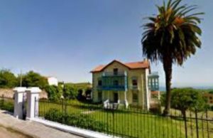 Encuentro de escritores y críticos en la Casona de Verines