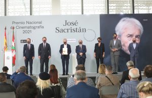 Iceta entregó a José Sacristán el Premio Nacional de Cinematografía