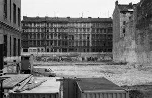 La obra del fotógrafo Michael Schmidt llega al Reina Sofía