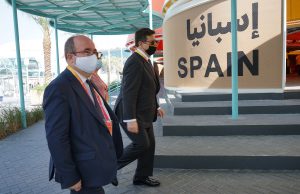 Iceta visita el pabellón español en la Exposición Universal de Dubai