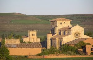 Pueblo de un habitante consigue el dinero para restaurar su iglesia