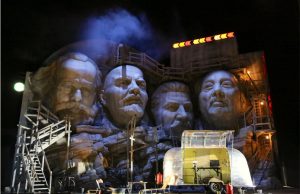 CentroCentro dedica por primera vez una exposición a la escenografía
