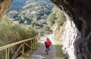 La Fundación Ferrocarriles Españoles y Turismo Vivencial promueven las Vías Verdes