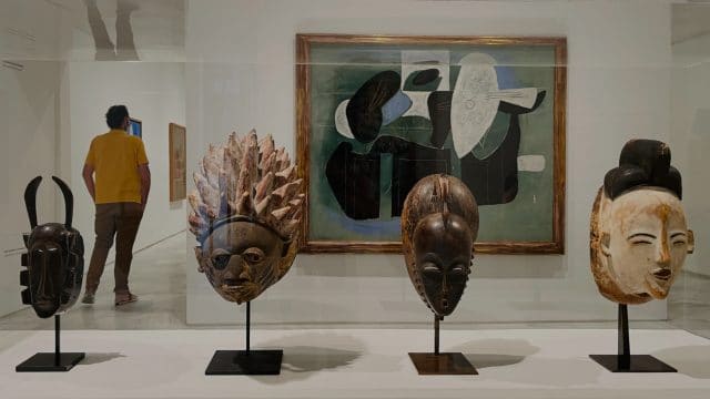 Curso Amigos Museo Reina Sofía. Miradas Cruzadas Vasos Comunicantes
