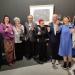 Foto de familia de la entrega del Premio Enate-ARCOmadrid a la artista Concja Jerez,