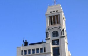 Urtasun refuerza su apoyo económico al Círculo de Bellas Artes