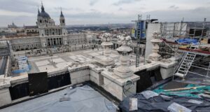 Continúan las obras en la cubierta del Palacio Real de Madrid