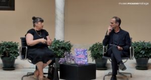 Miguel López-Remiro Forcada conversa con Joana Vasconcelos en el Museo Picasso Málaga