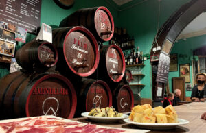FIJET España y Capital Española de la Gastronomía impulsan el turismo